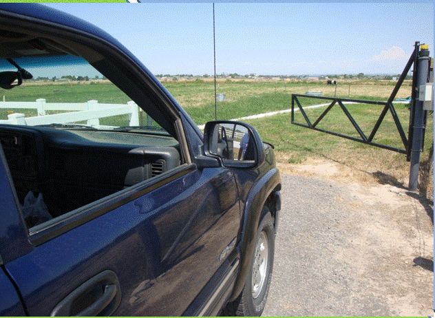 SOS Horn Gate