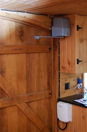 Estate Swing Medium Duty Carriage Door Opener customer -3