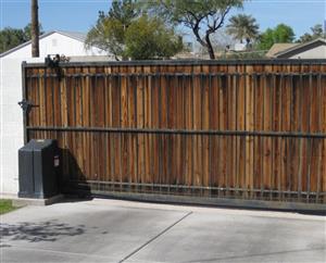 A Sliding Gate for Maximum Convenience 
