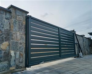 Automated Sliding Gates for Entrance and Exit